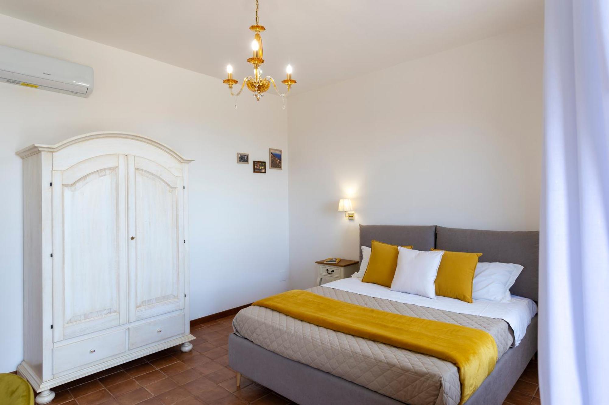 Bed and Breakfast Il Vigneto Di Nonno Pietro Аджерола Экстерьер фото